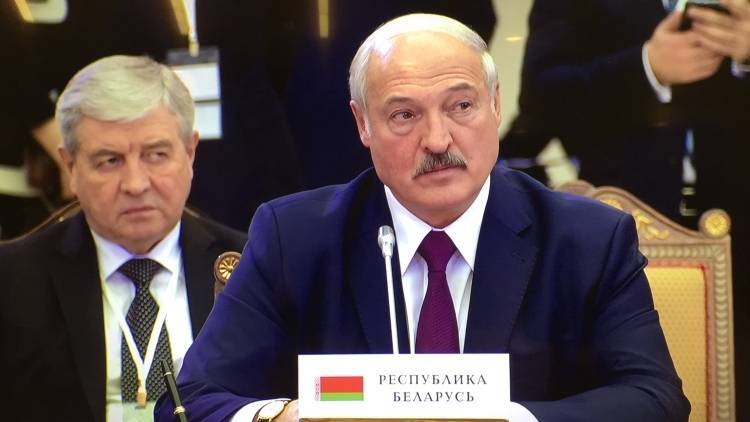 Александр Лукашенко - Дмитрий Крутой - Лукашенко обещал реализовать все дорожные карты в случае переизбрания в 2020 году - inforeactor.ru - Россия - Белоруссия