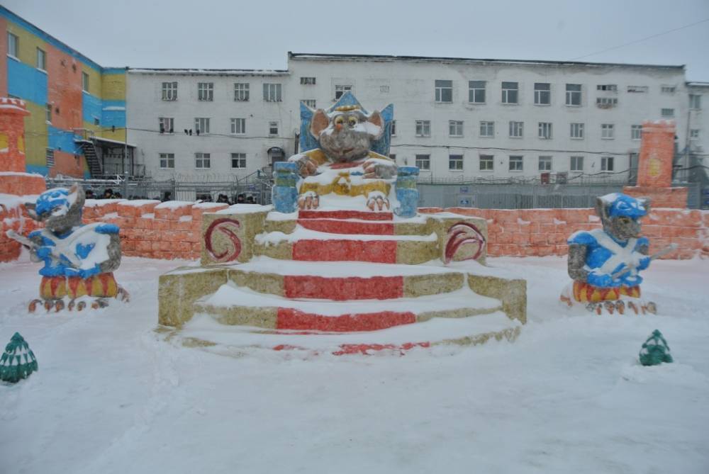 Кузбассовцев просят проголосовать за лучшие снежные фигуры в колониях - gazeta.a42.ru