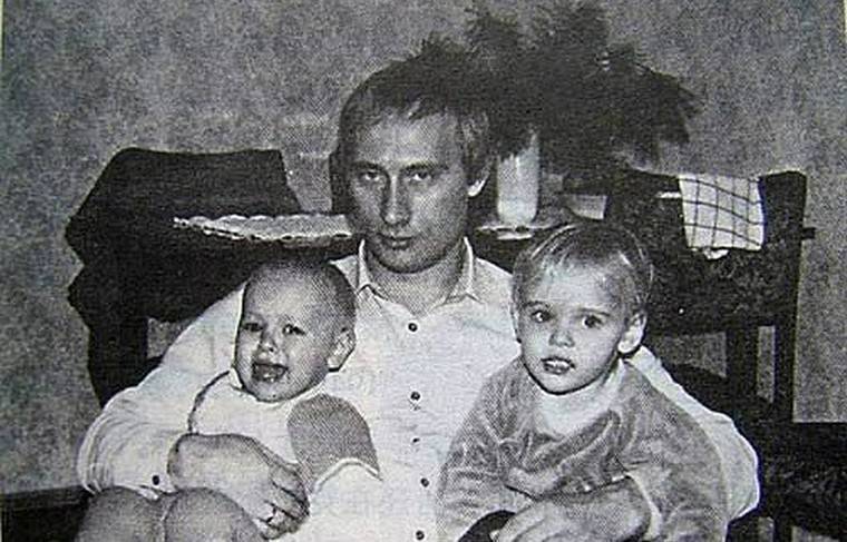 Путин - Биограф рассказал о характеризующих Путина эпизодах из его жизни - news.ru - Россия - Санкт-Петербург - Германия