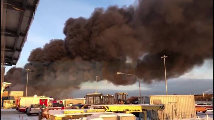 Пожар на Московском шоссе: что известно на данный момент - piter.tv