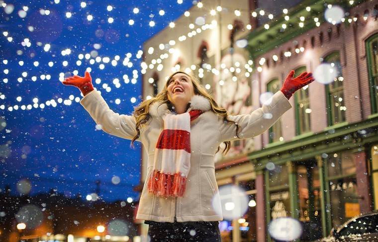 Британцы назвали самую надоедливую рождественскую песню - news.ru - Англия