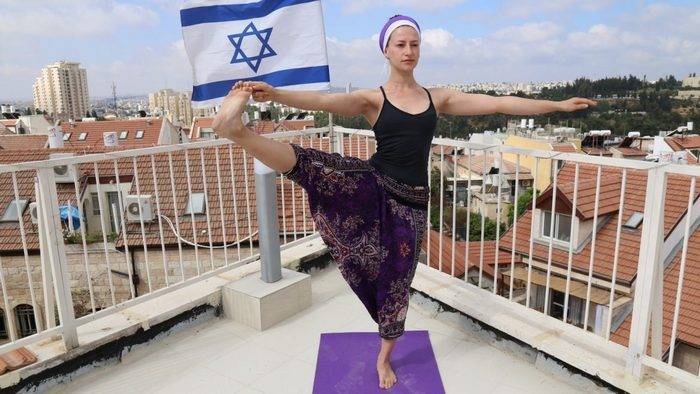 Евреи и йога - stmegi.com - Израиль