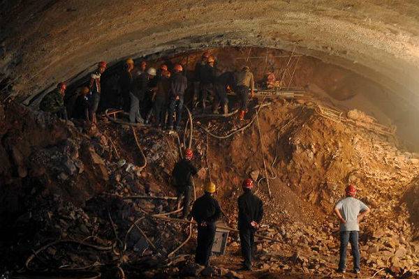 В Китае обрушился строящийся тоннель – четверо погибших - trud.ru - Китай - провинция Шаньси