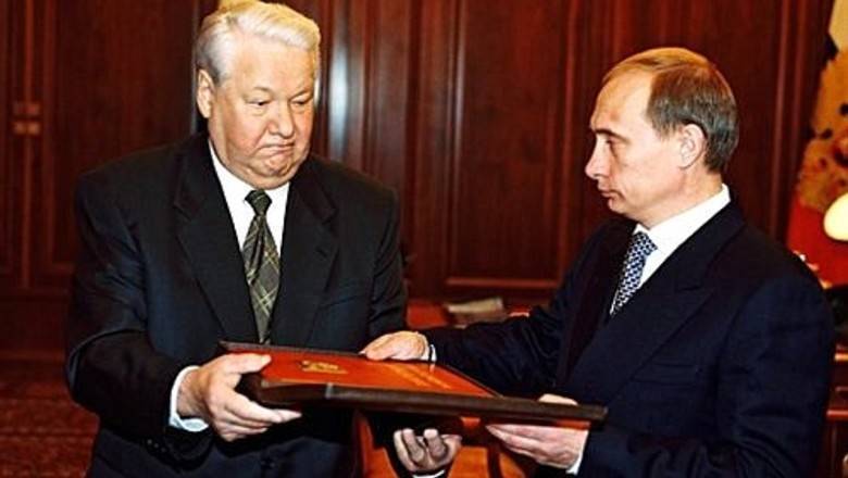 Борис Ельцин - Путин - Эксперты прокомментировали двадцатилетие отставки Бориса Ельцина - newizv.ru - Россия
