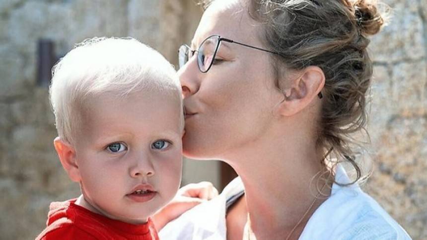 Ксения Собчак - Максим Виторган - Ксения Собчак рассказала, почему сменила имя сыну - 5-tv.ru