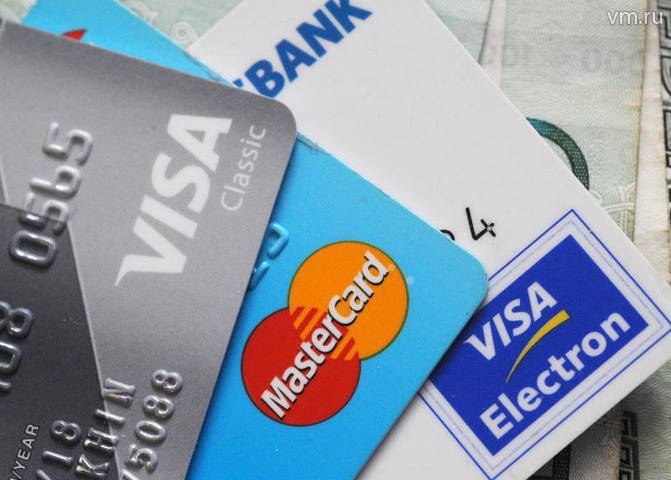 Сбербанк назвал самые популярные схемы мошенников для кражи денег с карт - vm.ru - Украина