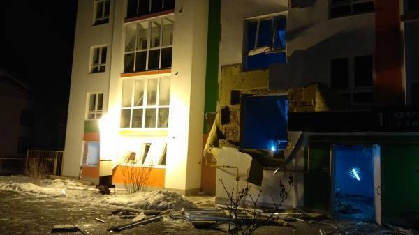 В Тюмени в жилом доме произошел взрыв газа: один человек погиб, трое пострадали - nakanune.ru