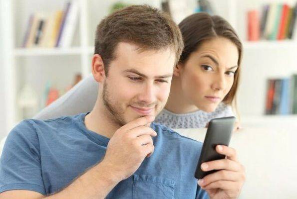 Самые ревнивые женщины и мужчины живут в Казани — опрос - eadaily.com - Москва - Санкт-Петербург - Сочи - Краснодар - Воронеж - Уфа - Махачкала - Пермь - Казань