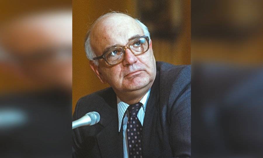 Умер экс-глава ФРС США Пол Волкер - m24.ru - США