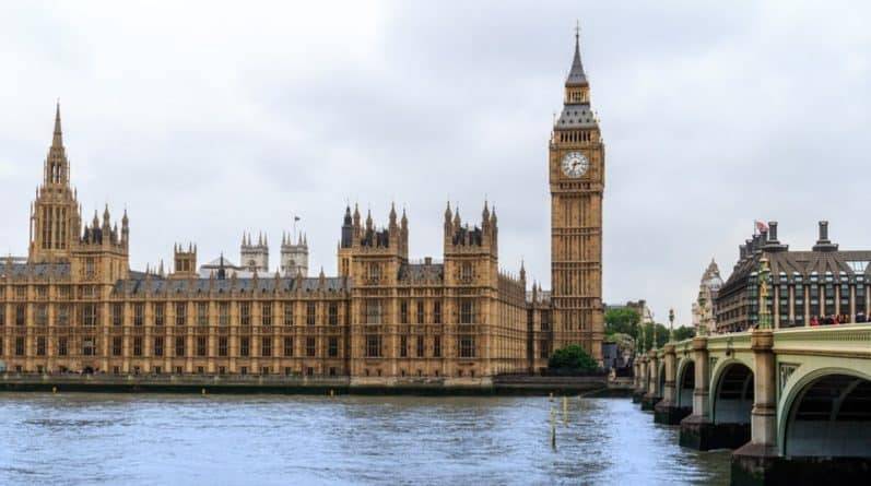 Британских депутатов могут начать судить за ложь общественности - theuk.one - Великобритания - Парламент