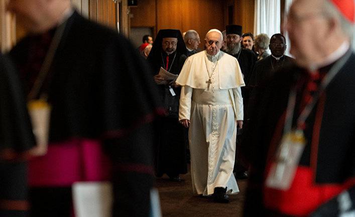 Бенедикт XVI (Xvi) - Atlantico (Франция): за конференцией по педофилии скрывается кризис церкви - inosmi.ru - Ватикан