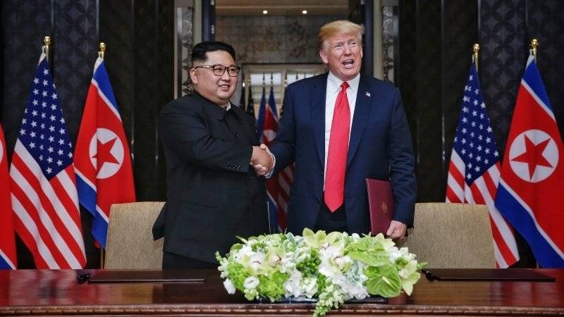 Дональд Трамп - Ким Ченын - Трамп считает Ким Чен Ына «великим лидером» - polit.info - США - КНДР - Вьетнам