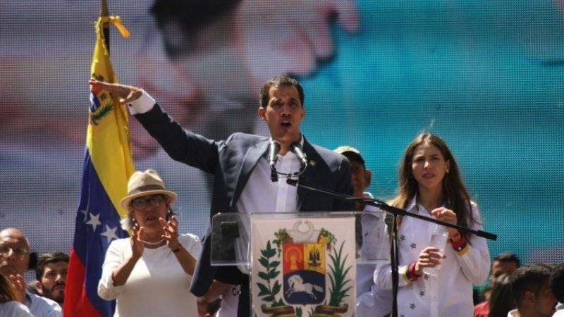 Николас Мадуро - Хуан Гуаид - Немецкие СМИ:Восстание Гуаидо в Венесуэле почти провалилось - polit.info - Германия - Венесуэла