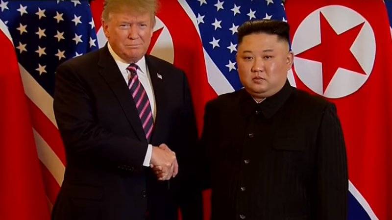 Дональд Трамп - Ким Ченын - Северокорейские СМИ рассказли о «приятной беседе» Ким Чен Ына и Трампа - polit.info - США - КНДР - Корея - Ханой