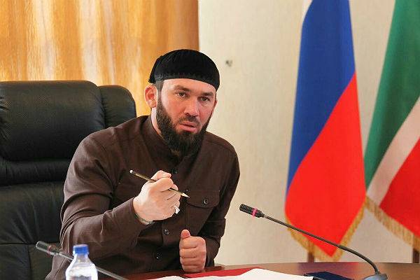 Дмитрий Песков - Магомед Даудов - Тумсо Абдурахманов - В Кремле поговорили о кровной мести чеченцев - trud.ru - Россия - респ. Чечня