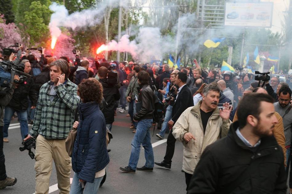 Рада по инициативе тимошенковцев скорбела о нацике, погибшем в Донецке - politnavigator.net - Украина - Киев - Крым - Донецк
