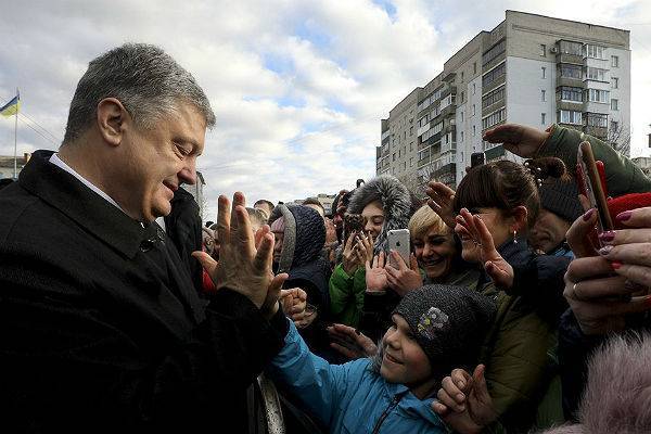 Петр Порошенко - Порошенко поблагодарил защитников врагов Украины - trud.ru - Россия - Украина
