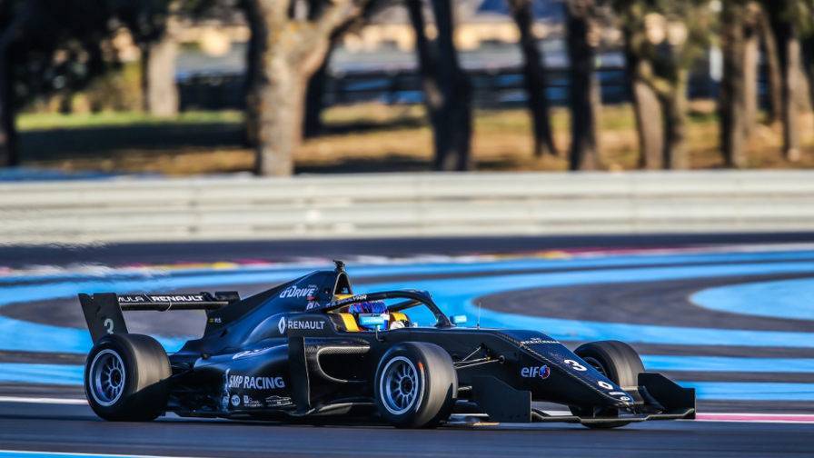 Александр Смоляр - Александр Смоляр стал быстрейшим на тестах Формулы Renault - autosport.com.ru