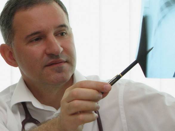 Борис Тодуров - Министр-американка Супрун третий месяц не пускает на работу лучшего кардиохирурга Украины - politnavigator.net - Украина