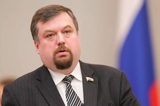 Петр Порошенко - Антон Морозов - В Госдуме оценили отказ США от поддержки Украины в случае нового инцидента в Керченском проливе - pnp.ru - Россия - США - Украина