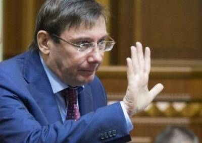 Петр Порошенко - Руслан Бортник - Мари Йованович - Политолог рассказал об “ответке” Порошенко на американские обвинения в коррупции - politnavigator.net - США - Киев