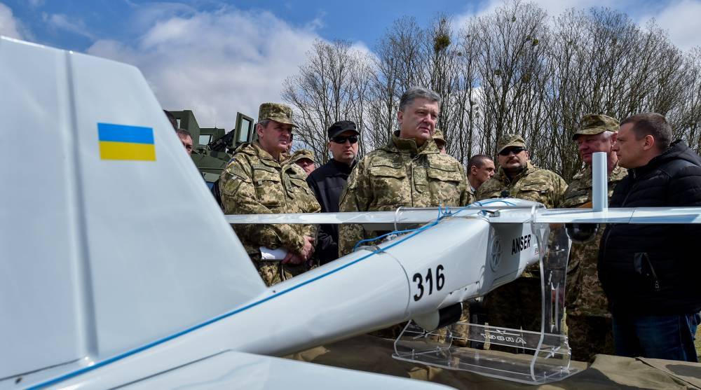 Яков Осадчий - В ЛНР сбит беспилотник Порошенко - politnavigator.net - ЛНР
