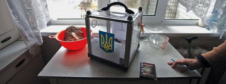 Петр Порошенко - Игорь Коломойский - После выборов Украину ожидает «двуглавый хохол» - politnavigator.net - Украина