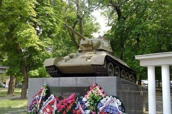 Танк-освободитель Симферополя стал городской достопримечательностью - pnp.ru - Украина - Крым - Симферополь