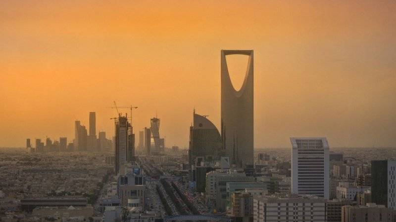 Азиз Бен-Абдель - Саудовская Аравия проведет саммит G20 в Эр-Рияде в ноябре 2020 года - polit.info - Саудовская Аравия
