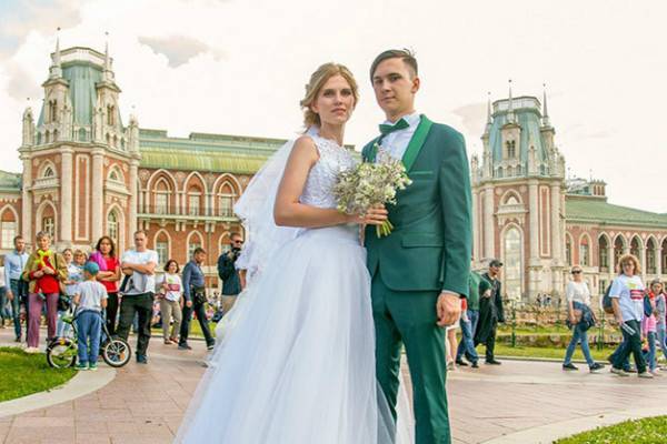 Сергей Собянин - Стадионы и бизнес-центры: в Москве откроются 20 необычных площадок для бракосочетаний - trud.ru - Москва - Россия