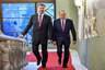 Владимир Зеленский - Виктор Медведчук - Александр Лукашенко - Украинский оппозиционер рассказал о тайных симпатиях Лукашенко к Зеленскому: Белоруссия: Бывший СССР: Lenta.ru - lenta.ru - Украина - Белоруссия