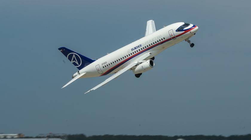 Sukhoi Superjet 100 развернули в небе обратно в Шереметьево - utro.ru - Москва - Краснодар - Челябинск - Самара - Владимир
