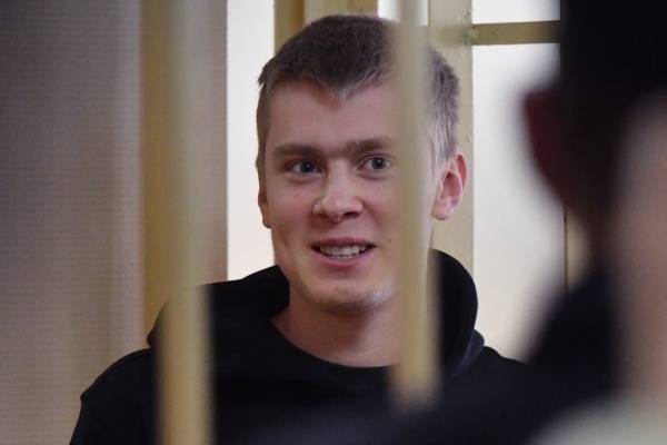 Андрей Разин - Кирилл Кокорин - Отчим отреагировал на предложение Кириллу Кокорину вступить в «Ласковый май» - govoritmoskva.ru