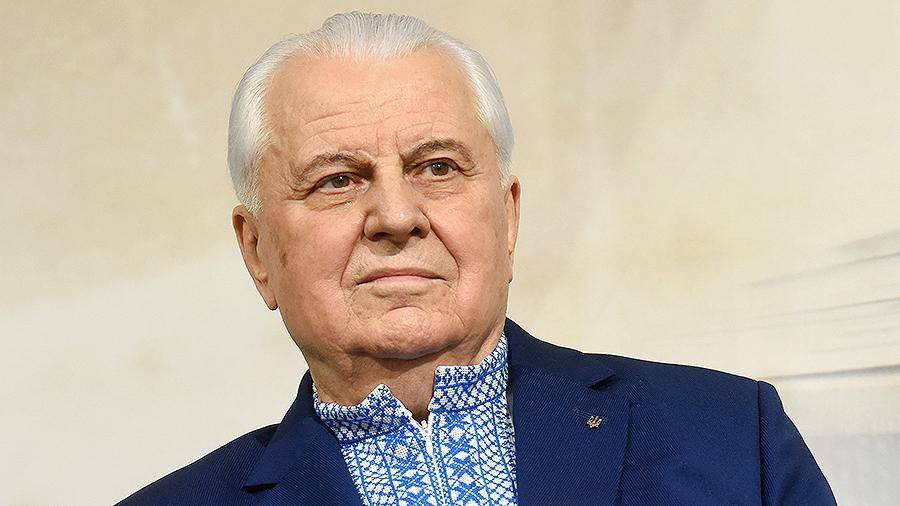Леонид Кравчук - Кравчук рассказал о попытке бандеровцев расстрелять его семью - iz.ru - Украина