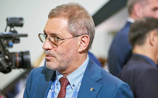 Михаил Леонтьев - Валентин Коновалов - Глава Хакасии выиграл второй иск против Михаила Леонтьева, назвавшего его «дебилом» - theins.ru - Абакан - респ. Хакасия