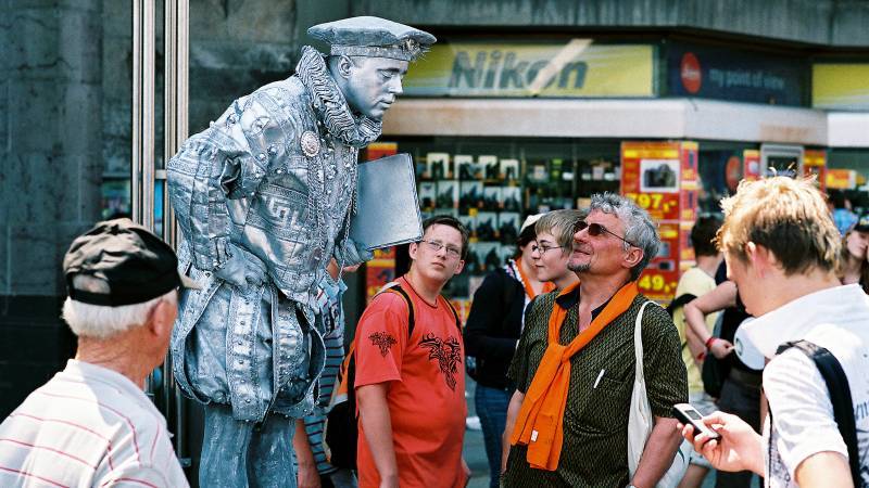 Почему иностранцы считают немцев недружелюбными? - germania.one - Германия