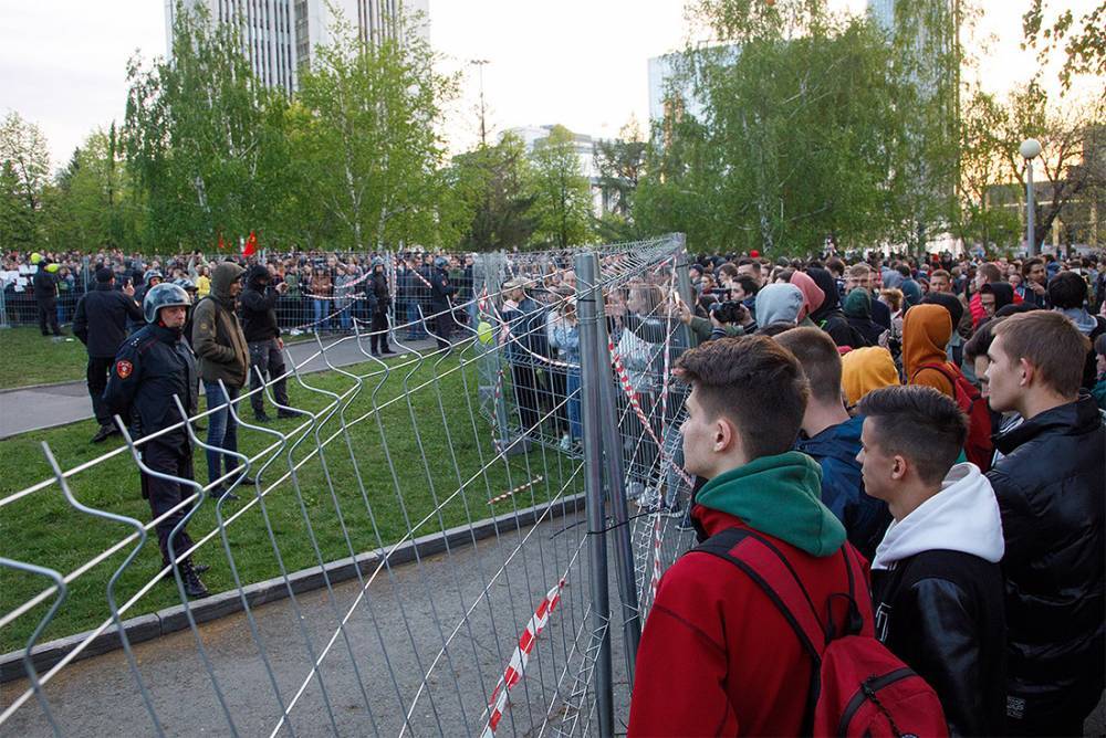 Александр Высокинский - В Екатеринбурге арестованы еще восемь участников протестов против строительства храма - theins.ru - Екатеринбург