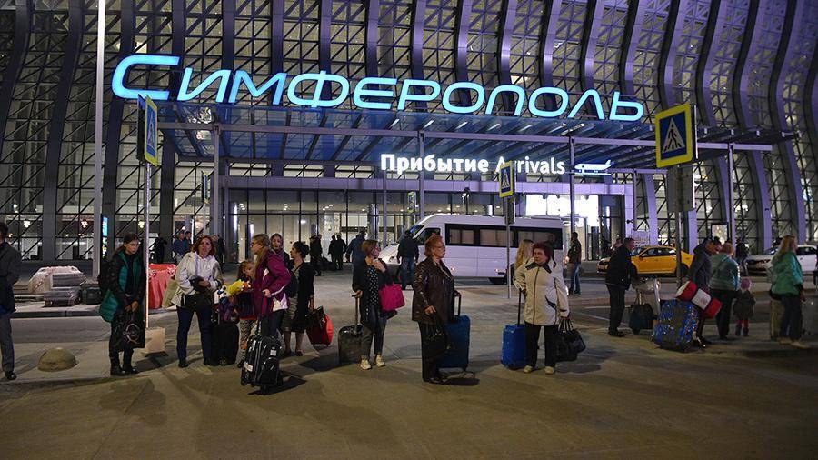 Ирина Волк - В аэропорту Симферополя за дебош задержали пьяную пенсионерку - iz.ru - Москва - Россия - Симферополь - Владимирская обл.