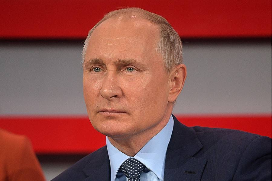 Владимир Путин - Путин рассказал, как носил соседку на руках на пятый этаж - m24.ru - Россия - Пенза