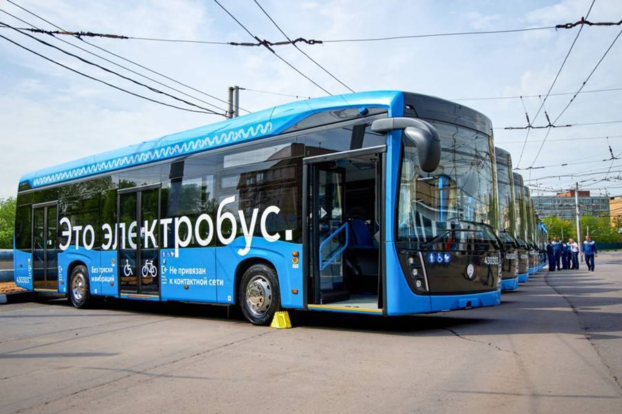 Максим Ликсутов - Дмитрий Пронин - Московский электробус стал лучшим проектом по версии премии "Автомобиль года" - m24.ru - Москва