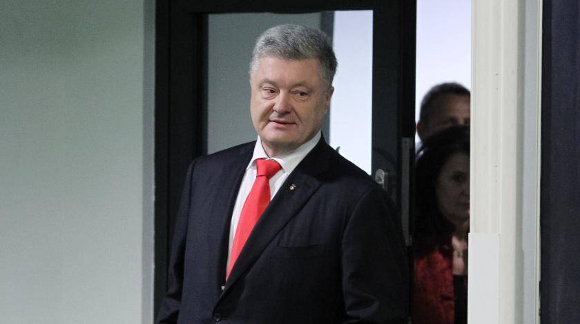 Владимир Зеленский - Петр Порошенко - Порошенко перед уходом уговорил ЕС продлить антироссийские санкции - utro.ru - Россия - Украина - Брюссель