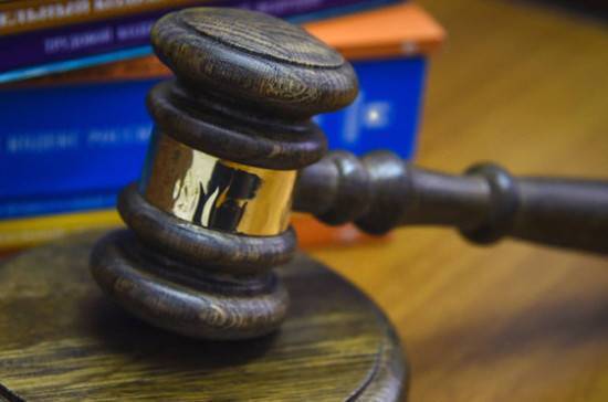 Суд оставил под арестом одну из обвиняемых по делу о загрязнении трубопровода «Дружба» - pnp.ru - Самара