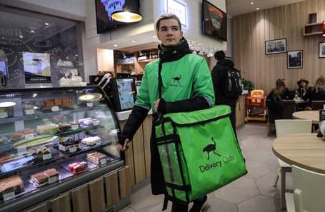 Сергей Савостьянов - «Ваш заказ доставит учитель литературы»: реклама Delivery Club вызвала неоднозначную реакцию - bfm.ru - Москва