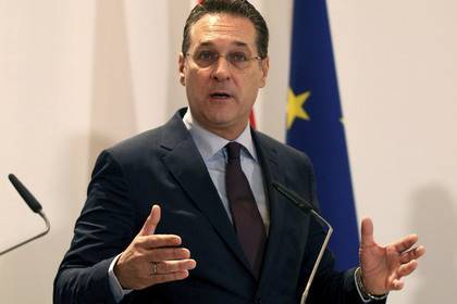 Себастьян Курц - Штрахе Хайнц-Кристиан - Вице-канцлер Австрии уйдет в отставку из-за сделки с россиянкой - lenta.ru - Австрия