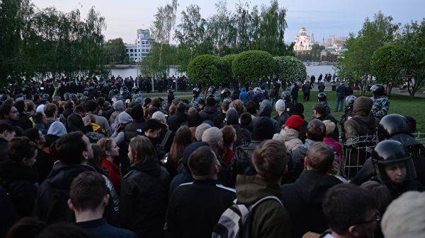 Евгений Куйвашев - Свердловские власти предложат новые места для строительства храма в Екатеринбурге - theins.ru - Екатеринбург - Свердловская обл.