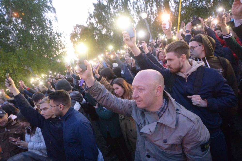 Евгений Куйвашев - СК потребовал от портала E1.ru видеозаписи с митингов в Екатеринбурге для установления «лиц протеста» - theins.ru - Екатеринбург - Свердловская обл.