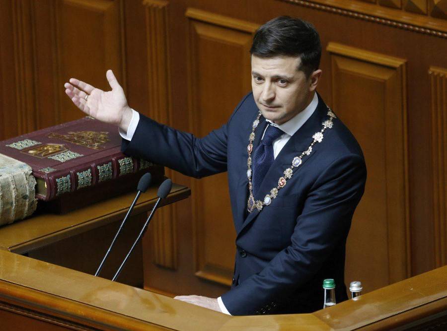 Владимир Зеленский - Владимир Джабаров - В Совфеде оценили решение Зеленского распустить Раду - m24.ru - Россия - Украина