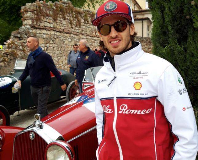 Антонио Джовинацци - Пилоты Формулы 1 принимают участие в Mille Miglia - f1news.ru - Италия - Рим