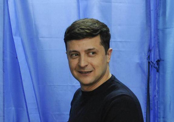 Владимир Зеленский - Зеленский - Владимир Александрович - Зеленский попросил журналистов обращаться к нему по имени - argumenti.ru - Украина - Кривой Рог