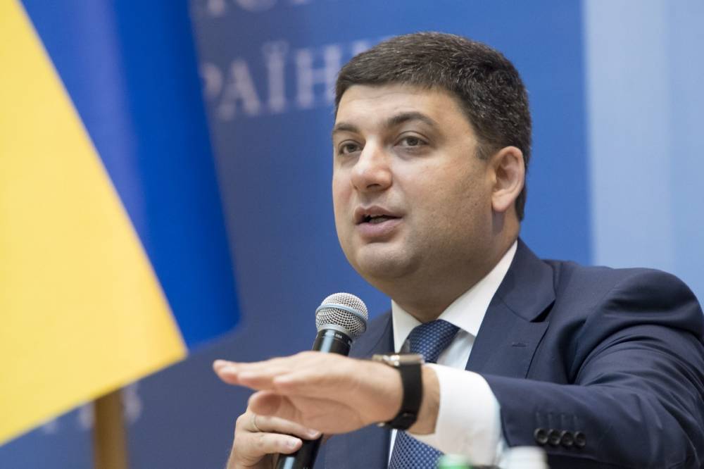 Владимир Гройсман - Александр Скубченко - Гройсману стоило бы молча, с позором уйти вместе со всеми своими министрами - news-front.info - Украина - Зеленский